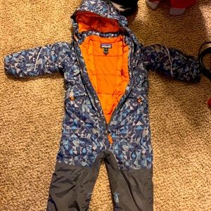 Patagonia SnowSuit size 4T like new
